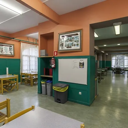 Hostel Juvenil Ondarreta *