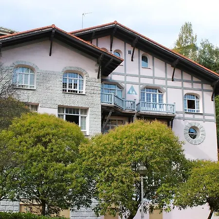 Juvenil Ondarreta Hostel *