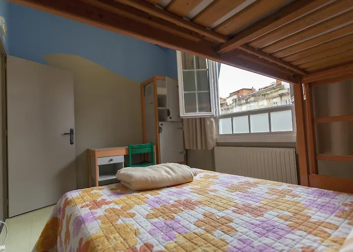 Hostel Juvenil Ondarreta San Sebastian