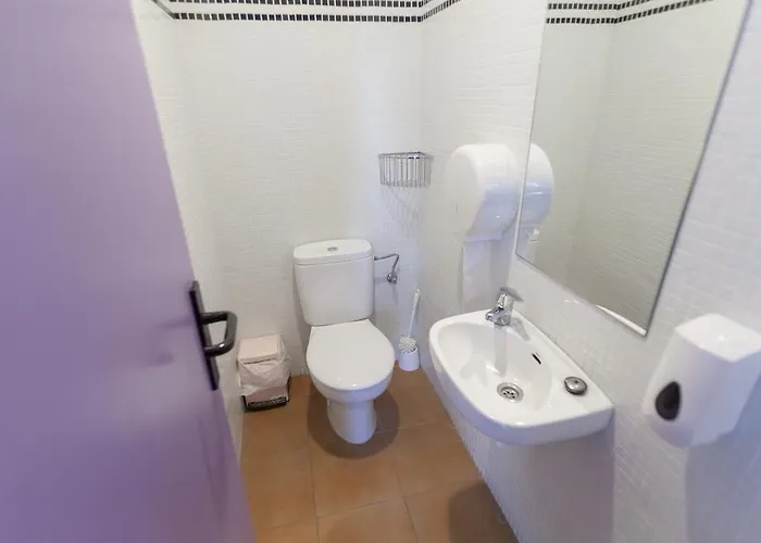 Hostel Juvenil Ondarreta San Sebastian